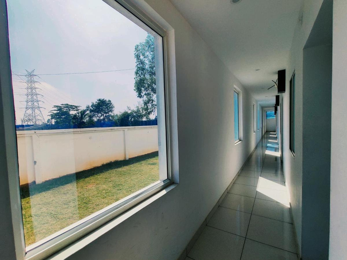 Hotel Airport City Dod Jala Bagian luar foto