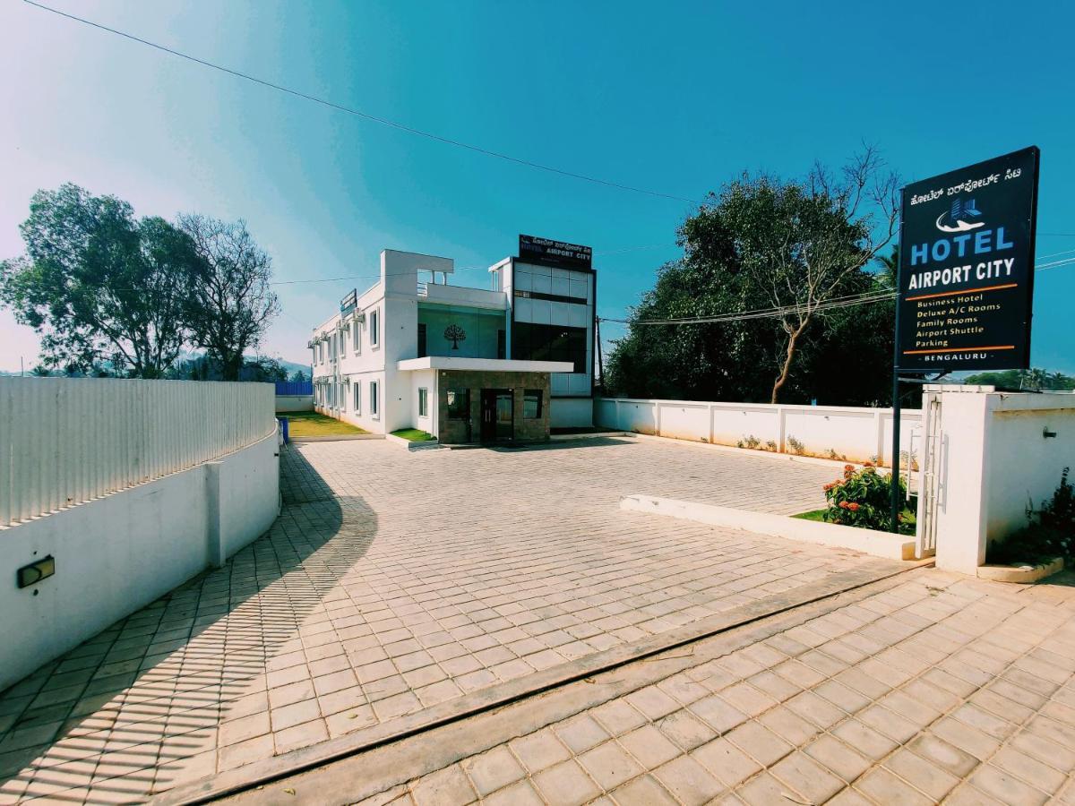 Hotel Airport City Dod Jala Bagian luar foto
