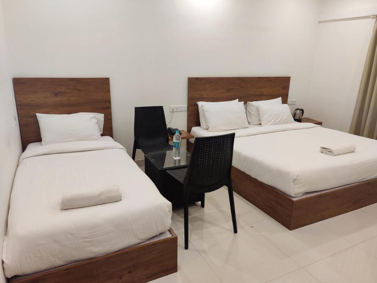 Hotel Airport City Dod Jala Bagian luar foto