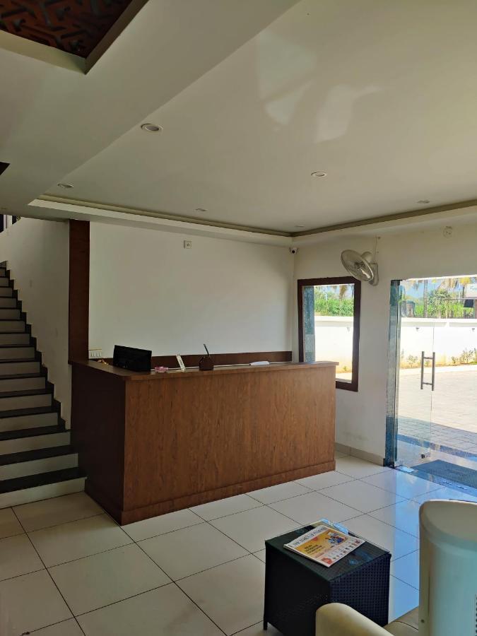 Hotel Airport City Dod Jala Bagian luar foto