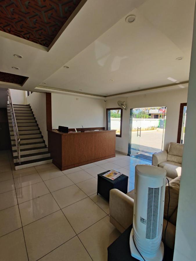 Hotel Airport City Dod Jala Bagian luar foto