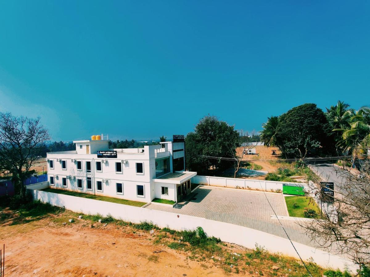 Hotel Airport City Dod Jala Bagian luar foto