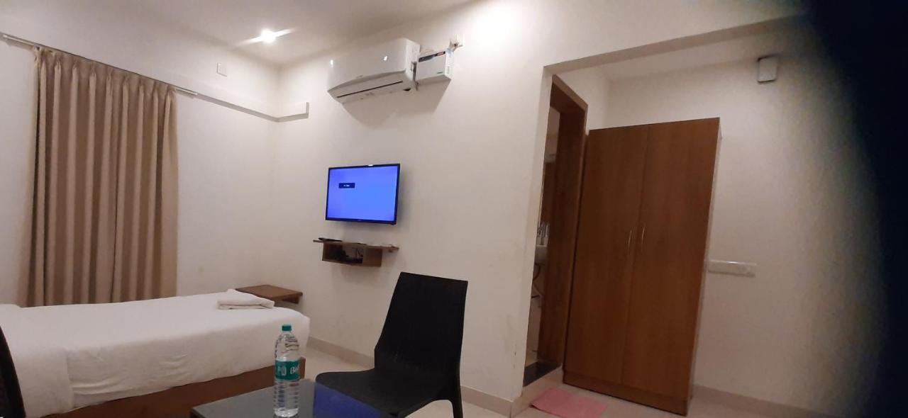 Hotel Airport City Dod Jala Bagian luar foto