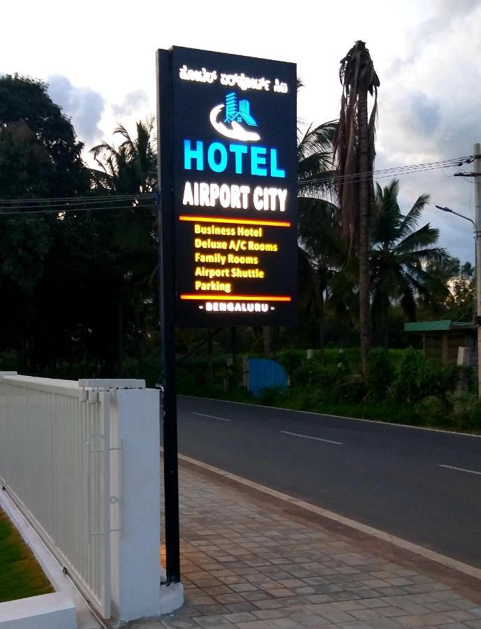 Hotel Airport City Dod Jala Bagian luar foto